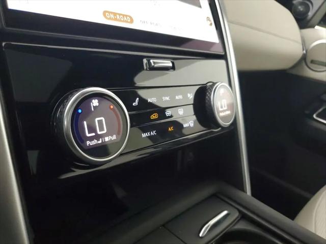 2023 Land Rover Discovery P360 Metropolitan Edition