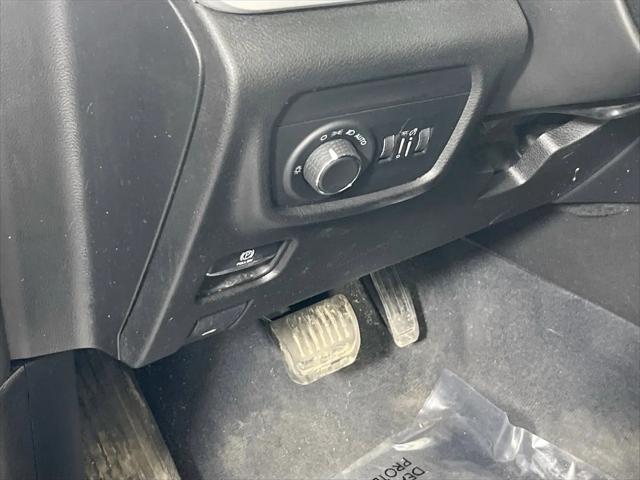 2023 Jeep Grand Cherokee Laredo 4x4