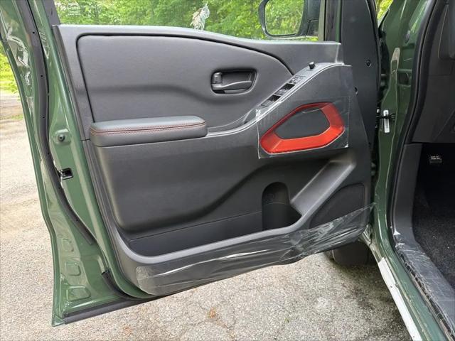 2026 Nissan Frontier Crew Cab PRO-4X 4x4