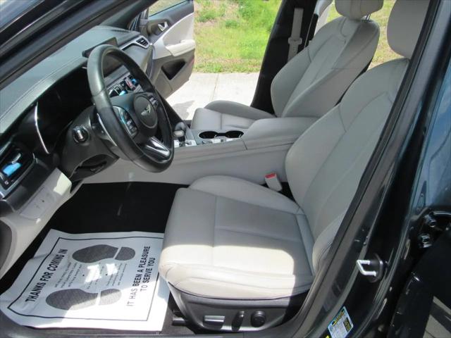 2022 Genesis G70 2.0T RWD