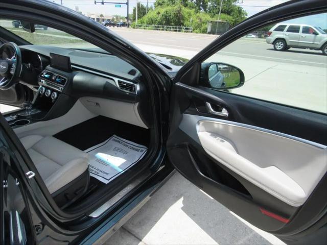 2022 Genesis G70 2.0T RWD