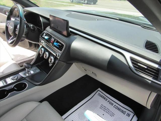 2022 Genesis G70 2.0T RWD