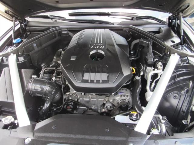 2022 Genesis G70 2.0T RWD