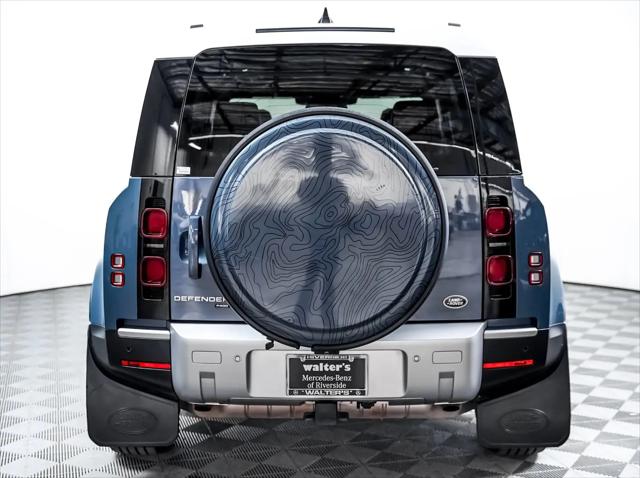 2022 Land Rover Defender 110 SE