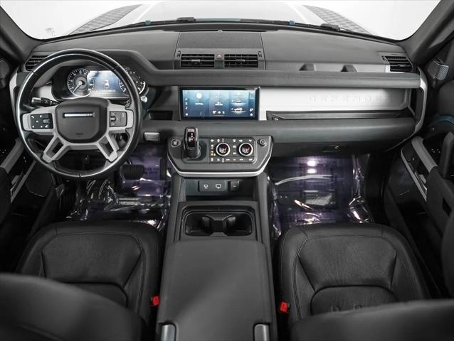 2022 Land Rover Defender 110 SE