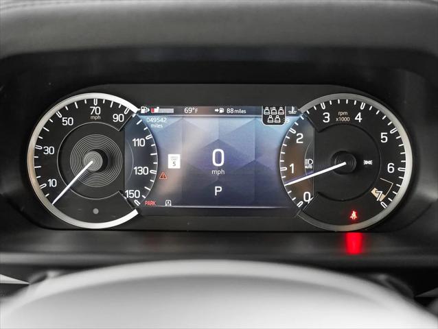 2022 Land Rover Defender 110 SE