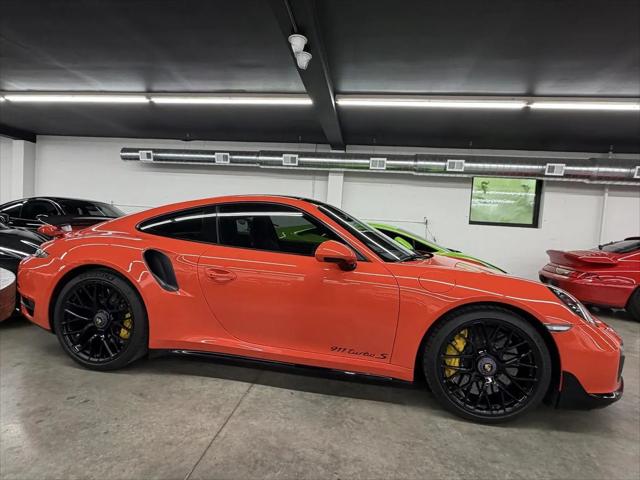 2016 Porsche 911 Turbo S