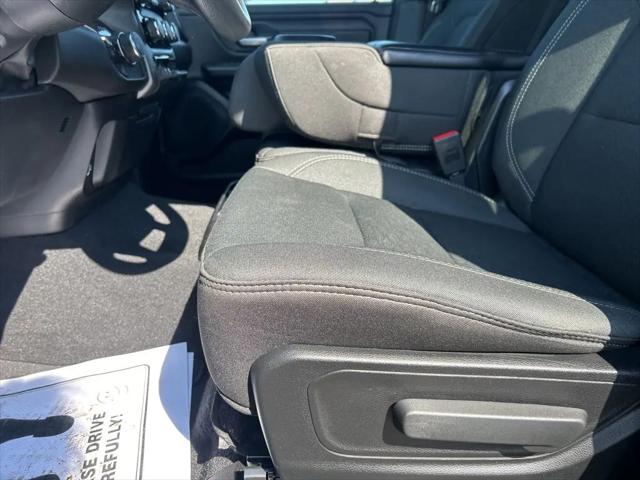 2025 Ram 1500 Tradesman Crew Cab 4x4 5'7" Box