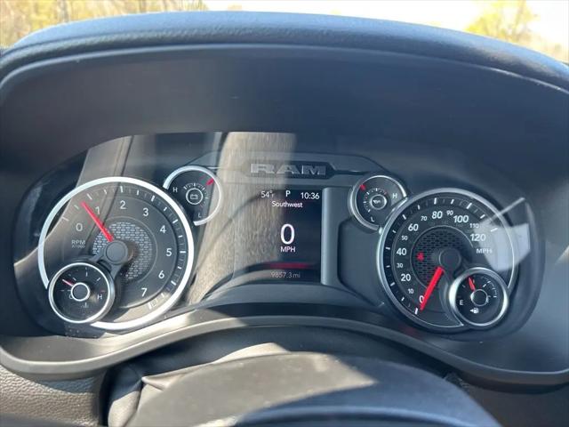 2025 Ram 1500 Tradesman Crew Cab 4x4 5'7" Box