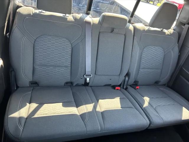 2025 Ram 1500 Tradesman Crew Cab 4x4 5'7" Box