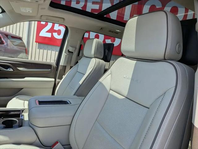 2023 GMC Yukon XL 4WD Denali