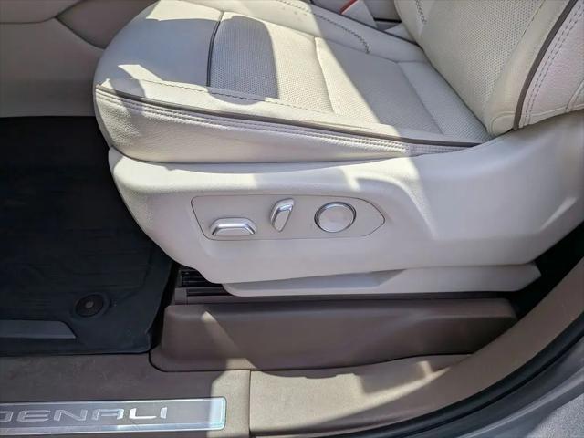 2023 GMC Yukon XL 4WD Denali