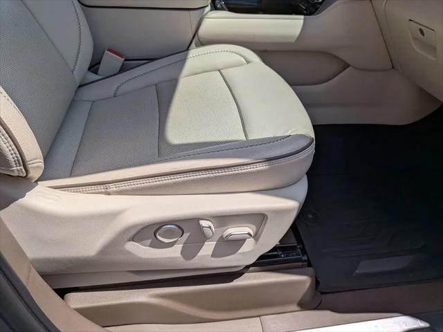 2023 GMC Yukon XL 4WD Denali