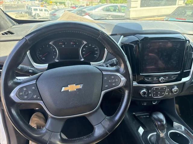 2022 Chevrolet Traverse AWD LT Leather