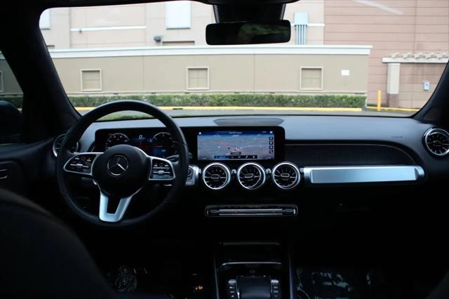 2022 Mercedes-Benz 300 4MATIC