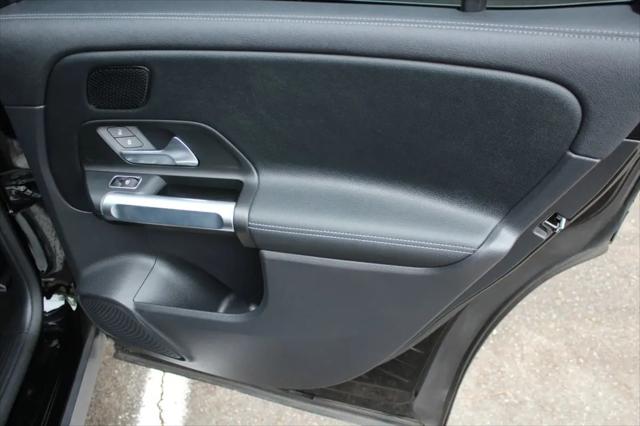 2022 Mercedes-Benz 300 4MATIC