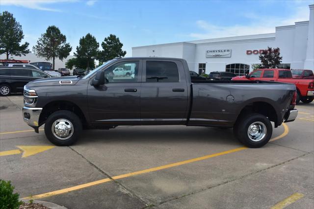 2026 Ram 3500 Tradesman Crew Cab 4x4 8' Box