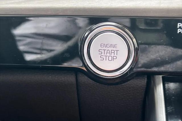 2024 Kia Carnival MPV SX