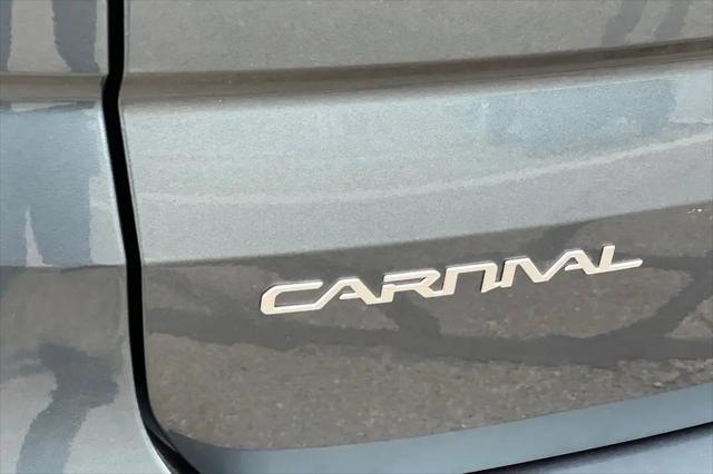 2024 Kia Carnival MPV SX