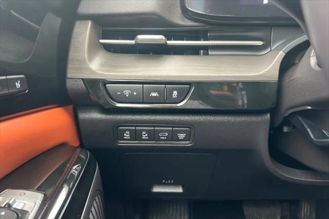 2024 Kia Carnival MPV SX