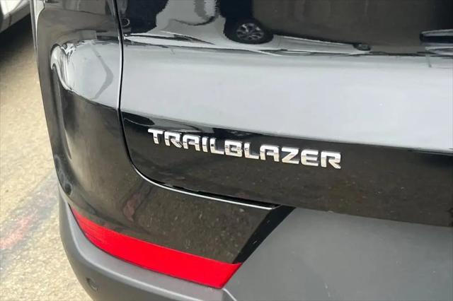 2024 Chevrolet TrailBlazer FWD LS