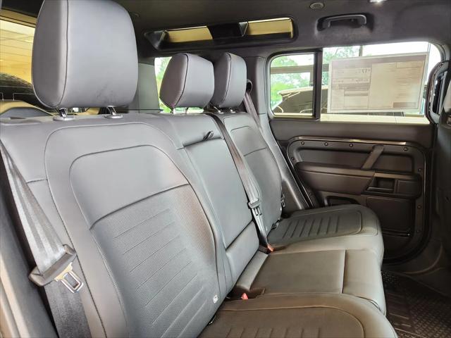 2025 Land Rover Defender P635 OCTA Edition One
