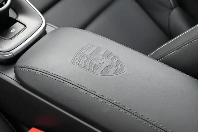 2025 Porsche 911 Turbo Cabriolet
