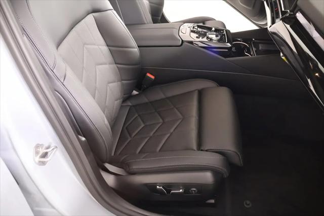 2027 BMW 5 Series 550e xDrive