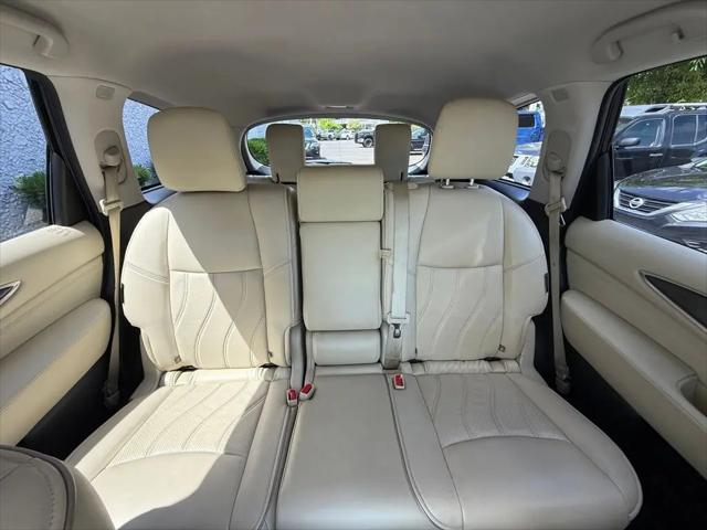 2019 INFINITI QX60 LUXE