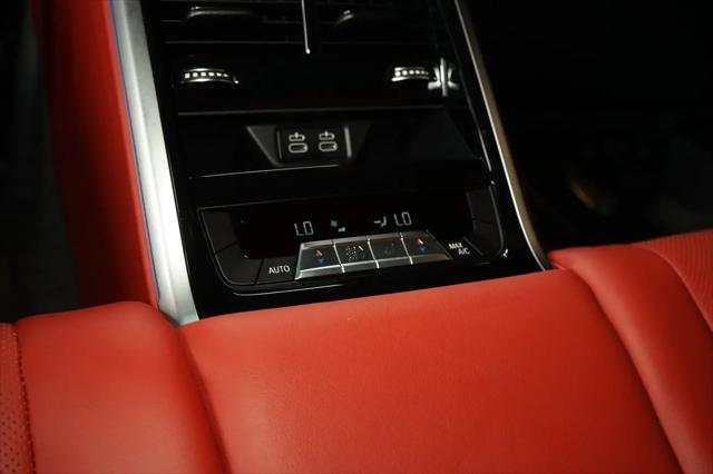 2025 BMW M8 Competition