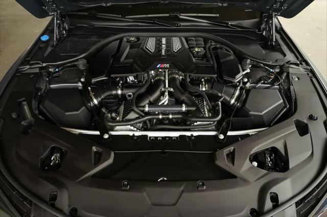 2025 BMW M8 Competition