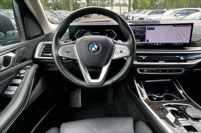 2025 BMW X7 xDrive40i