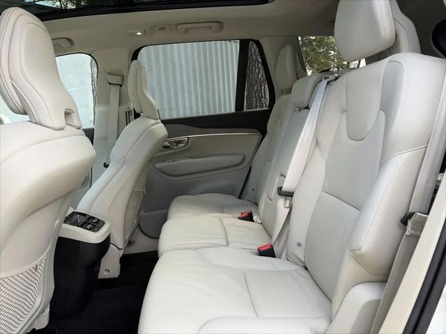 2024 Volvo XC90 B6 Plus Bright Theme 7-Seater