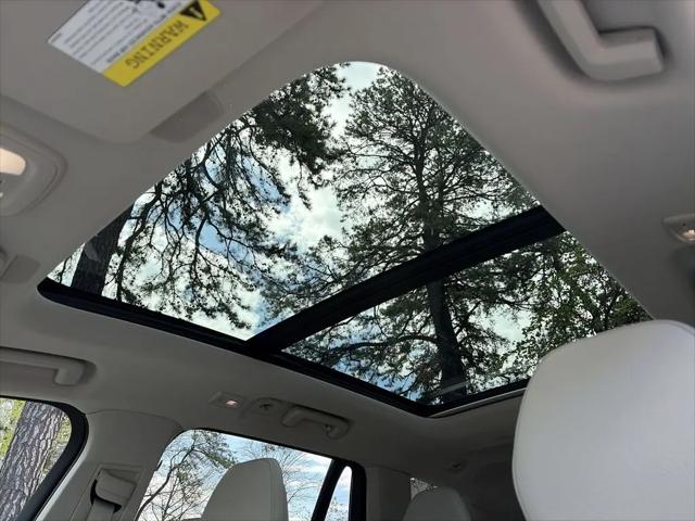 2024 Volvo XC90 B6 Plus Bright Theme 7-Seater