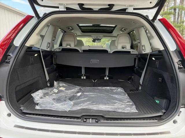 2024 Volvo XC90 B6 Plus Bright Theme 7-Seater