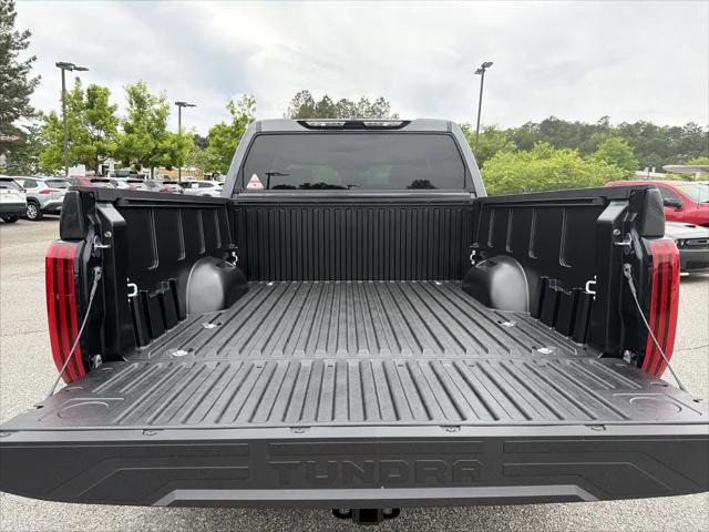 2026 Toyota Tundra SR5 CrewMax 5.5' Bed