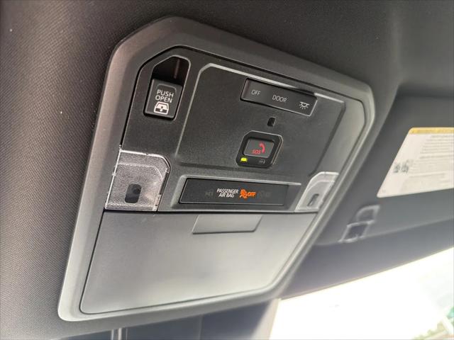 2026 Toyota Tundra SR5 CrewMax 5.5' Bed