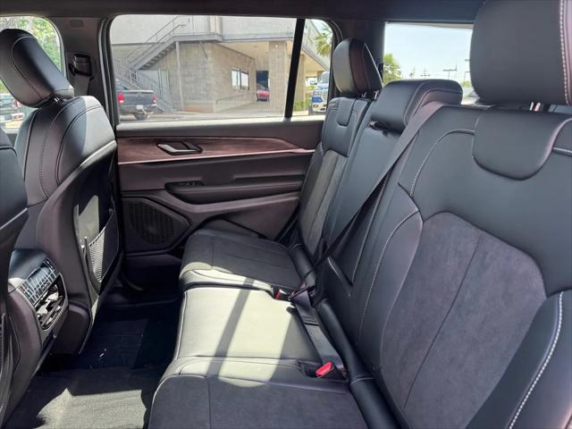 2026 Jeep Grand Cherokee L Altitude 4x4