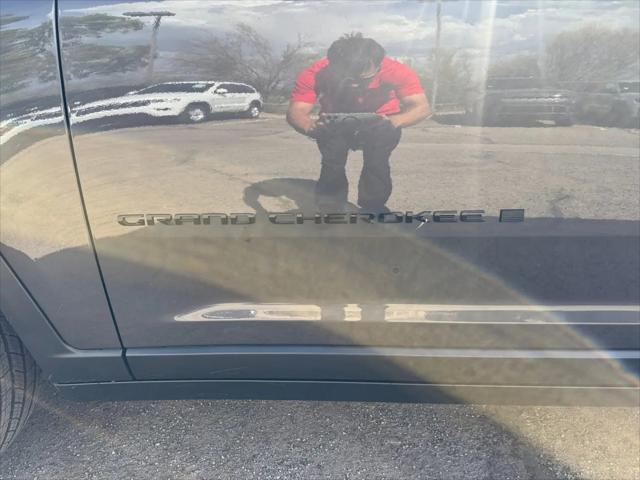 2026 Jeep Grand Cherokee L Altitude 4x4