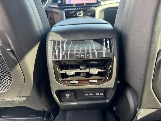 2026 Jeep Grand Cherokee L Altitude 4x4