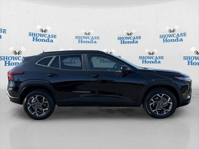 2024 Chevrolet Trax FWD LT