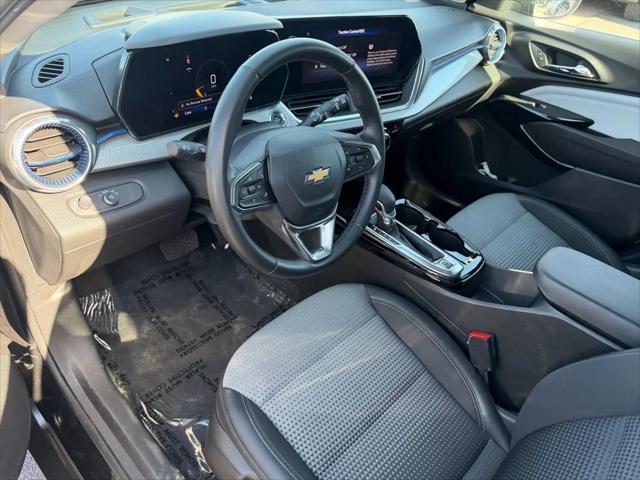 2024 Chevrolet Trax FWD LT