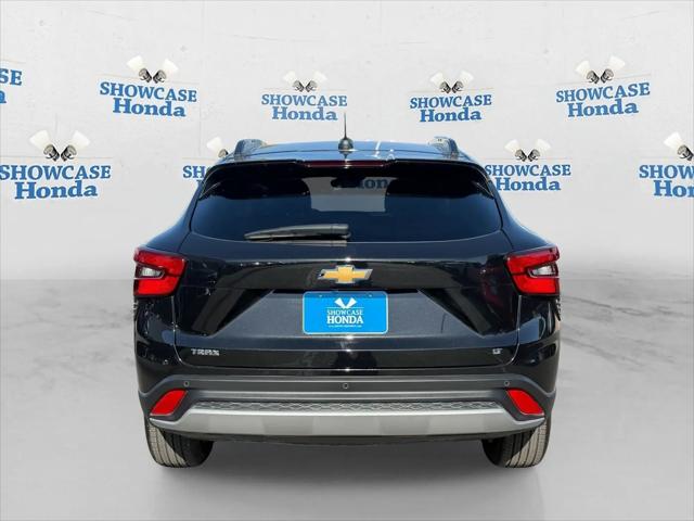 2024 Chevrolet Trax FWD LT