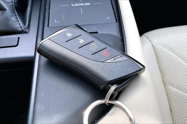 2022 Lexus ES 350 Ultra Luxury
