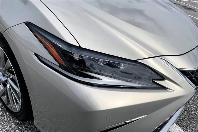 2022 Lexus ES 350 Ultra Luxury