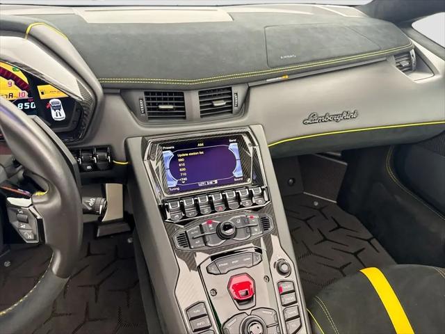 2017 Lamborghini Aventador LP750-4 Superveloce