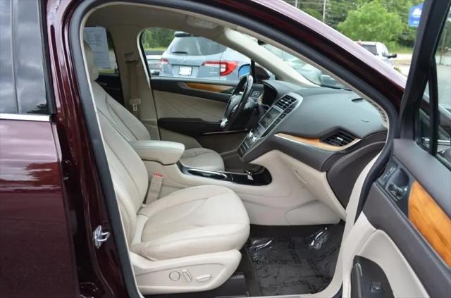 2019 Lincoln MKC Select