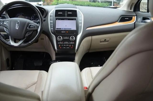 2019 Lincoln MKC Select