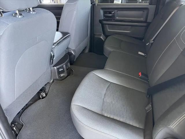 2026 Ram 2500 Black Express Crew Cab 4x4 6'4" Box