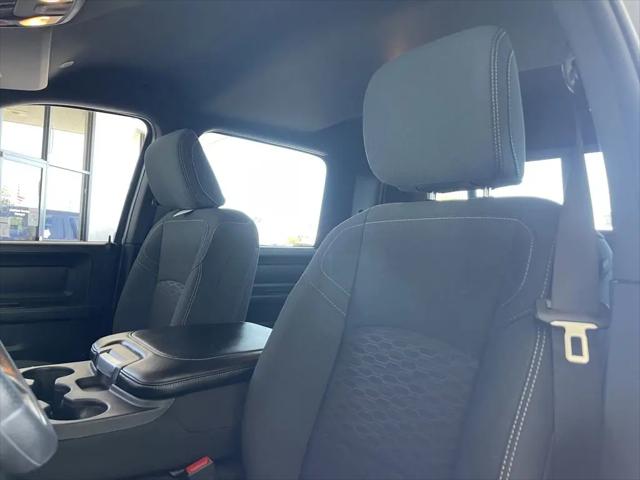 2026 Ram 2500 Black Express Crew Cab 4x4 6'4" Box